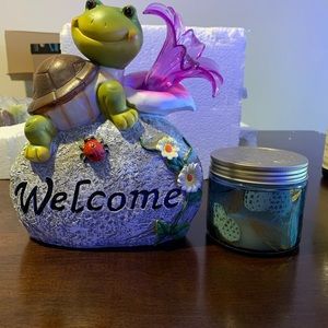 Solar turtle garden statue